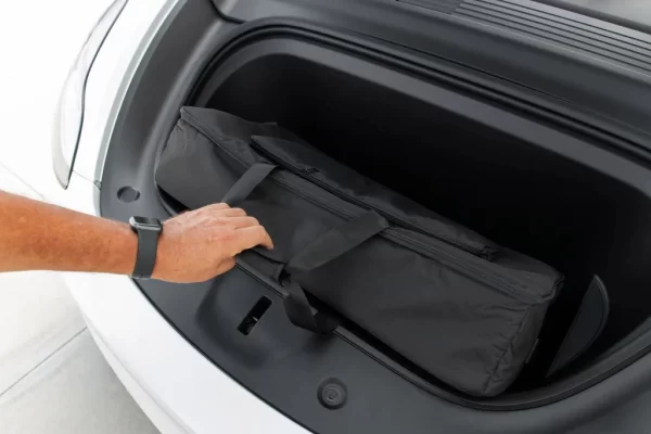 FRUNK-COOLER-Outdoor-Picnic-Bag-FOR-TESLA-MODEL-X-MODEL-3-AND-MODEL-Y-Trunk-Camping1